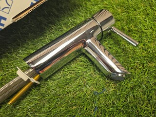 Mengkraan Hansa, hansavantis, chrome